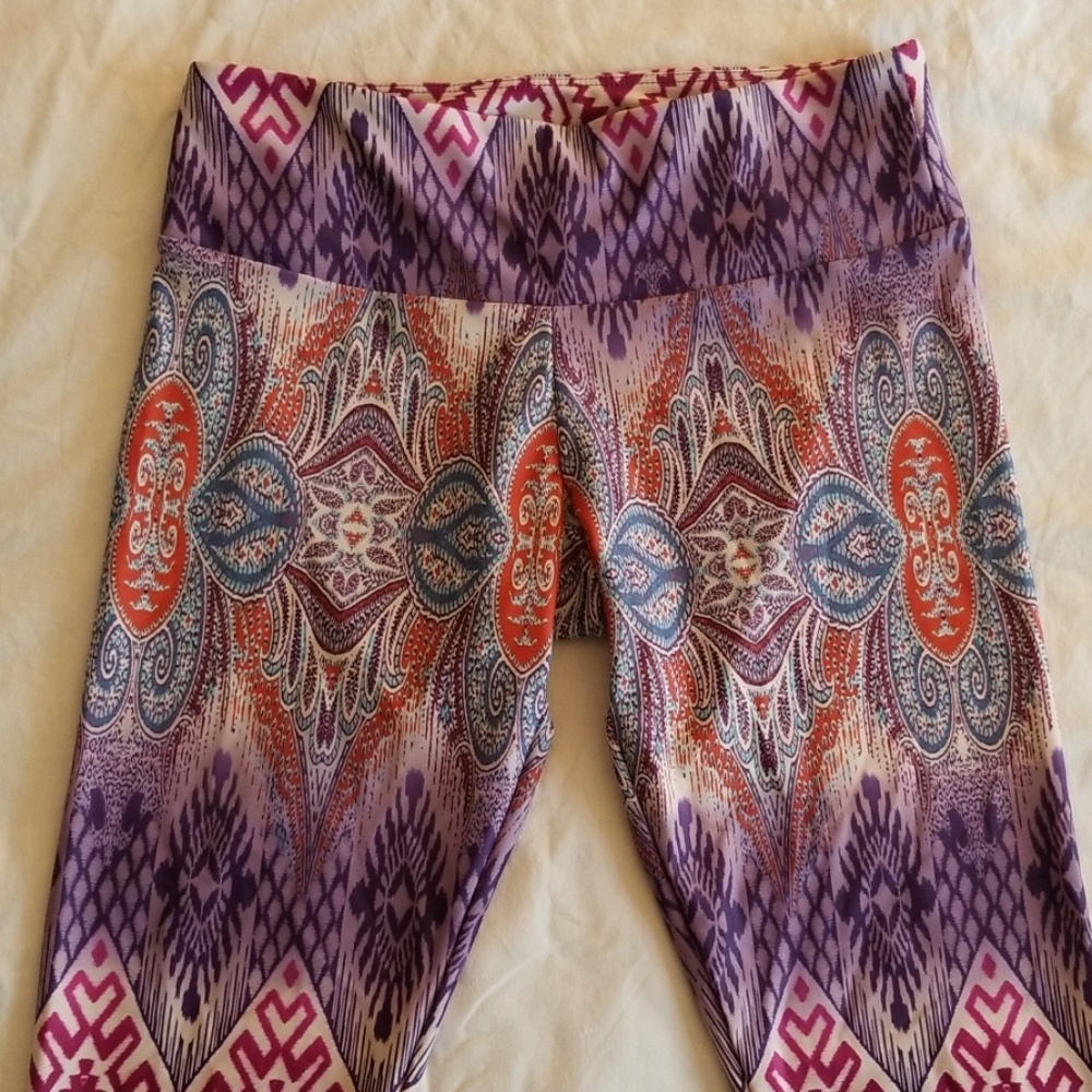 Onzie yoga capris